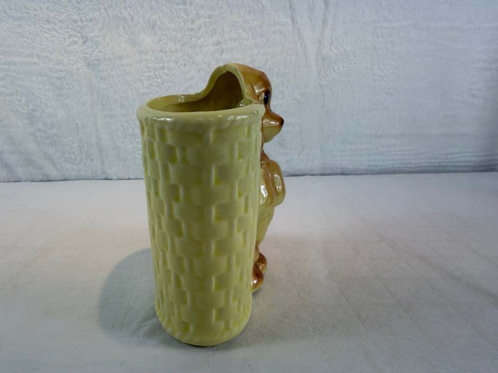 Vintage Royal Copley Planter Vase Brown Cocker Spaniel & Yellow Basket 5” Glaze - Picture 7 of 11